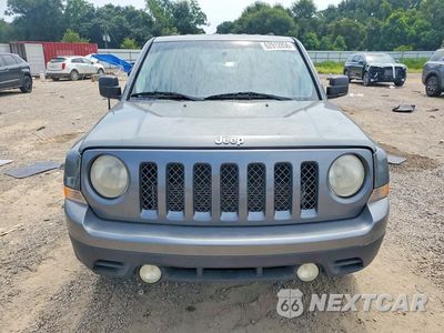 Piąte zdjęcie samochodu w środku: 2014 JEEP PATRIOT SPORT VIN:1C4NJPBA8ED510193 - miniatura