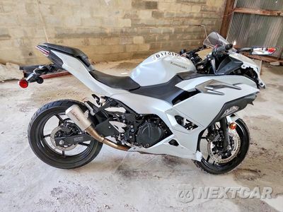 2025 KAWASAKI EX500 ML5EXGG13SDA71534 - główne zdjęcie licytacji z USA - miniatura