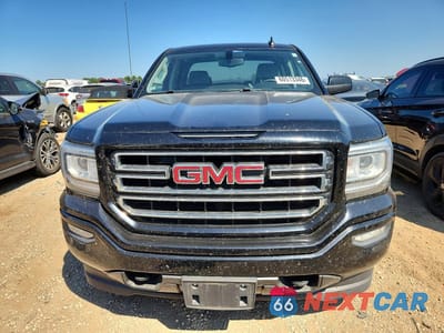 Piąte zdjęcie samochodu w środku: 2017 GMC SIERRA K1500 VIN:1GTV2LEC2HZ384455 - miniatura