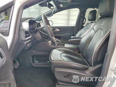 Zdjęcie 7 z 13 samochodu: 2026 CHRYSLER PACIFICA LIMITED VIN:2C4RC1GG3TR180480 - miniatura