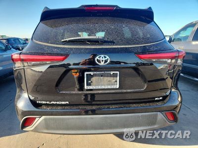 Zdjęcie 6 z 13 samochodu: 2021 TOYOTA HIGHLANDER XLE VIN:5TDGZRAH2MS081065 - miniatura