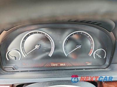 Zdjęcie 9 z 13 samochodu: 2011 BMW 750 LXI VIN:WBAKC8C52BC432657 - miniatura