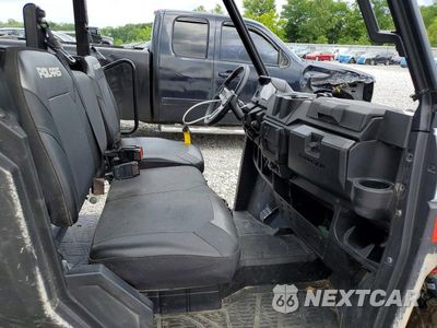 Piąte zdjęcie samochodu w środku: 2021 POLARIS RANGER XP 1000 UTILITY VEHICLE VIN:4XARSE998M8461638 - miniatura