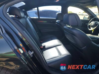 Zdjęcie 10 z 12 samochodu: 2015 BMW 740 I VIN:WBAYA6C50FGK16616 - miniatura