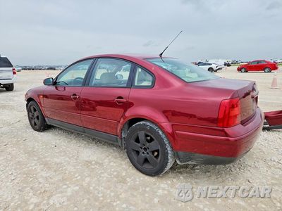 Drugie zdjęcie samochodu z przodu: 1998 VOLKSWAGEN PASSAT GLS VIN:WVWMA63B6WE389351 - miniatura