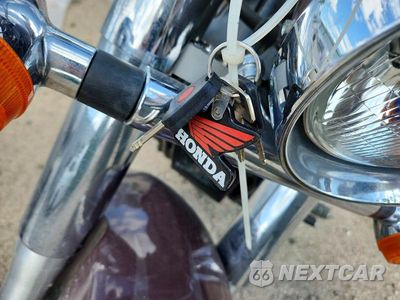 Zdjęcie 8 z 9 samochodu: 2007 HONDA VT750 VIN:JH2RC50427M302494 - miniatura