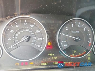 Zdjęcie 9 z 12 samochodu: 2015 BMW 328 XI VIN:WBA3B3G56FNR88095 - miniatura