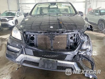 Piąte zdjęcie samochodu w środku: 2015 MERCEDES-BENZ ML 350 4MATIC VIN:4JGDA5HB6FA573999 - miniatura