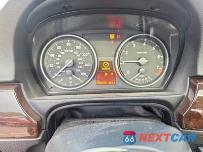 Zdjęcie 9 z 12 samochodu: 2011 BMW 328 XI SULEV VIN:WBAPK5G56BNN81272 - miniatura