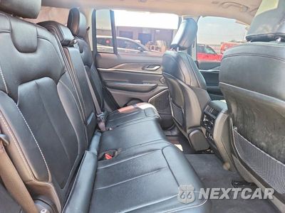 Zdjęcie 11 z 13 samochodu: 2023 JEEP GRAND CHEROKEE LIMITED 4XE VIN:1C4RJYB69PC588655 - miniatura