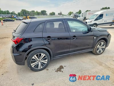 Trzecie zdjęcie samochodu z tyłu: 2024 MITSUBISHI OUTLANDER SPORT S/SE VIN:JA4ARUAU8RU009371 - miniatura