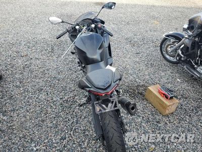 Czwarte zdjęcie samochodu z boku: 2026 KAWASAKI EX500 VIN:ML5EXGG1XTDA89143 - miniatura