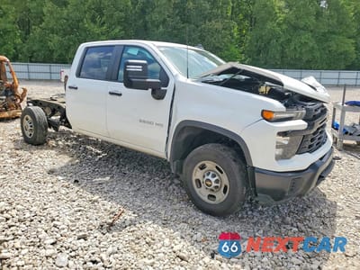 Czwarte zdjęcie samochodu z boku: 2025 CHEVROLET SILVERADO C2500 HEAVY DUTY VIN:1GB4ALE73SF137282 - miniatura