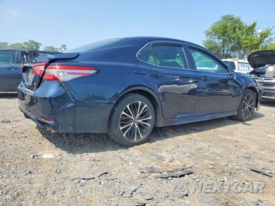 Trzecie zdjęcie samochodu z tyłu: 2018 TOYOTA CAMRY SE VIN:4T1B11HK9JU657497 - miniatura