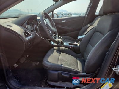 Zdjęcie 7 z 12 samochodu: 2016 CHEVROLET CRUZE LT VIN:1G1BE5SM6G7268200 - miniatura