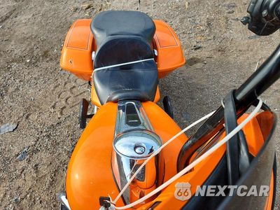 Piąte zdjęcie samochodu w środku: 2016 HARLEY-DAVIDSON FLHX STREET GLIDE VIN:1HD1KBM1XGB654126 - miniatura