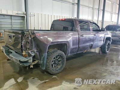 Trzecie zdjęcie samochodu z tyłu: 2016 CHEVROLET SILVERADO K1500 LT VIN:1GCUKREC8GF140596 - miniatura