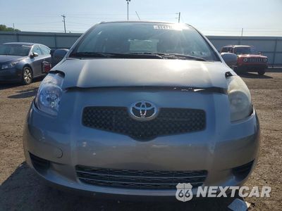 Piąte zdjęcie samochodu w środku: 2008 TOYOTA YARIS VIN:JTDJT903785156299 - miniatura