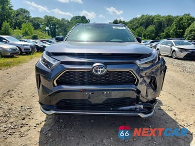 Piąte zdjęcie samochodu w środku: 2024 TOYOTA RAV4 PRIME XSE VIN:JTMEB3FV0RD229482 - miniatura