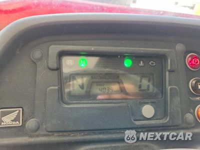Zdjęcie 8 z 10 samochodu: 2009 HONDA BIG RED UTILITY VEHICLE VIN:3H1VE01089D002137 - miniatura
