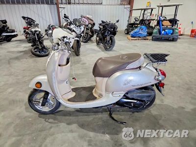 Trzecie zdjęcie samochodu z tyłu: 2014 HONDA NCH50 VIN:LALAF7019E3103155 - miniatura