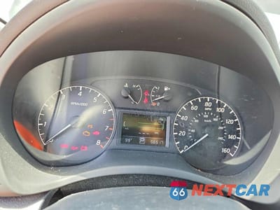 Zdjęcie 9 z 12 samochodu: 2015 NISSAN SENTRA S VIN:3N1AB7AP9FY227787 - miniatura