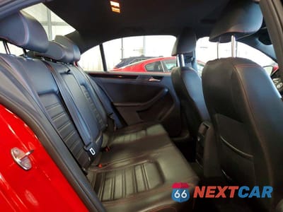 Zdjęcie 10 z 12 samochodu: 2017 VOLKSWAGEN JETTA GLI VIN:3VW5T7AJ7HM357646 - miniatura