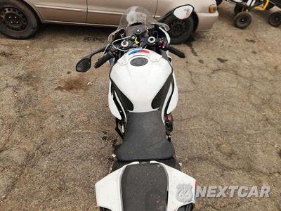 Zdjęcie 6 z 9 samochodu: 2026 BMW S 1000 RR VIN:WB10P2301T6M59572 - miniatura