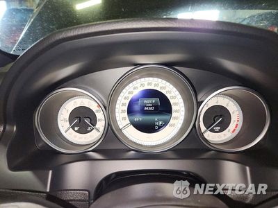 Zdjęcie 9 z 12 samochodu: 2016 MERCEDES-BENZ E 400 4MATIC VIN:WDDKJ6HB3GF322594 - miniatura