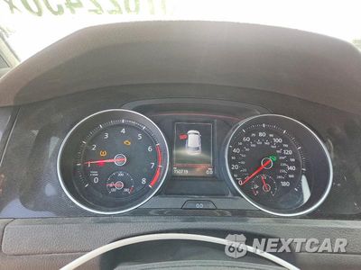 Zdjęcie 9 z 12 samochodu: 2017 VOLKSWAGEN GTI S/SE VIN:3VW447AU1HM007349 - miniatura
