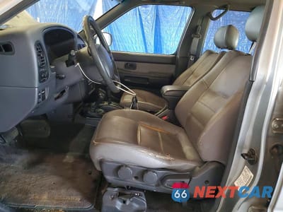 Zdjęcie 7 z 12 samochodu: 1999 NISSAN PATHFINDER XE VIN:JN8AR05Y0XW297288 - miniatura
