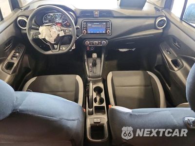 Zdjęcie 8 z 12 samochodu: 2025 NISSAN VERSA VIN:3N1CN8DV7SL858075 - miniatura