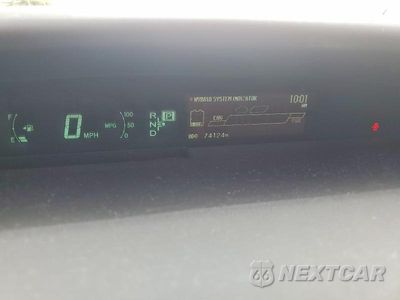 Zdjęcie 9 z 12 samochodu: 2014 TOYOTA PRIUS THREE VIN:JTDKN3DU3E1762409 - miniatura