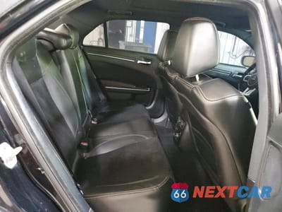 Zdjęcie 10 z 13 samochodu: 2013 CHRYSLER 300 SRT-8 VIN:2C3CCAFJ5DH529881 - miniatura