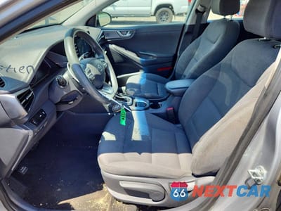 Zdjęcie 7 z 12 samochodu: 2020 HYUNDAI IONIQ BLUE VIN:KMHC65LC0LU186372 - miniatura