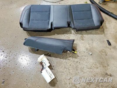 Zdjęcie 12 z 13 samochodu: 2015 TOYOTA CAMRY SE VIN:4T1BF1FK6FU064398 - miniatura