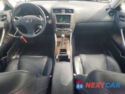 Zdjęcie 8 z 13 samochodu: 2010 LEXUS IS 350 VIN:JTHBE5C22A5024517 - miniatura