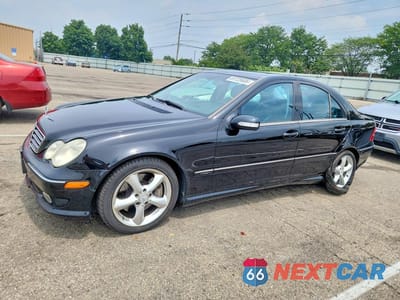 2005 MERCEDES-BENZ C 230K SPORT SEDAN WDBRF40J95F566442 - główne zdjęcie licytacji z USA - miniatura