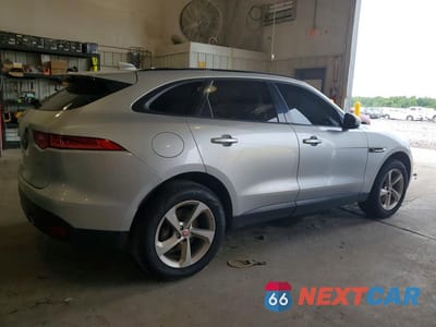 Trzecie zdjęcie samochodu z tyłu: 2017 JAGUAR F-PACE PREMIUM VIN:SADCJ2BV4HA085028 - miniatura