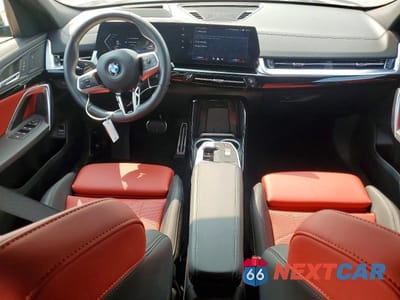 Zdjęcie 8 z 13 samochodu: 2025 BMW X2 XDRIVE28I VIN:WBX63GM06S5235841 - miniatura