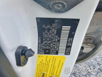 Zdjęcie 12 z 12 samochodu: 2006 TOYOTA HIGHLANDER HYBRID VIN:JTEDW21A160002573 - miniatura