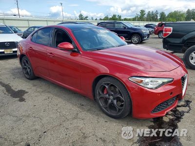 Czwarte zdjęcie samochodu z boku: 2018 ALFA ROMEO GIULIA TI Q4 VIN:ZARFAEEN4J7599444 - miniatura