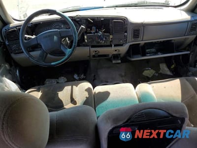 Zdjęcie 8 z 13 samochodu: 2003 GMC YUKON XL C1500 VIN:3GKEC16T53G295251 - miniatura