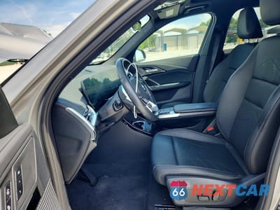 Zdjęcie 7 z 13 samochodu: 2025 BMW X1 XDRIVE28I VIN:WBX73EF01S5051073 - miniatura