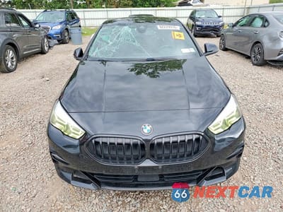 Piąte zdjęcie samochodu w środku: 2022 BMW 228XI VIN:WBA73AK06N7K15225 - miniatura