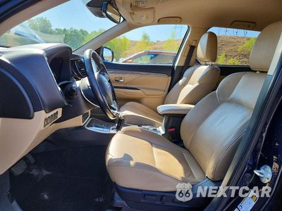 Zdjęcie 7 z 13 samochodu: 2020 MITSUBISHI OUTLANDER SE VIN:JA4AZ3A34LZ020721 - miniatura