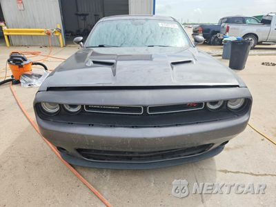 Piąte zdjęcie samochodu w środku: 2018 DODGE CHALLENGER R/T VIN:2C3CDZBT1JH123742 - miniatura