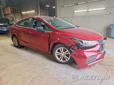 Czwarte zdjęcie samochodu z boku: 2017 CHEVROLET CRUZE LT VIN:1G1BE5SM8H7263808 - miniatura