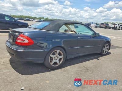 Trzecie zdjęcie samochodu z tyłu: 2005 MERCEDES-BENZ CLK 500 VIN:WDBTK75G85T052843 - miniatura
