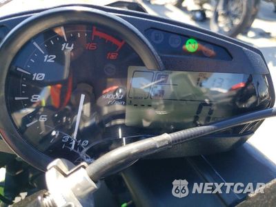 Zdjęcie 7 z 9 samochodu: 2016 KAWASAKI ZX636 E VIN:JKBZXJE13GA020392 - miniatura